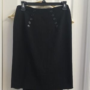 Elegant Black Buttoned Women's Skirt